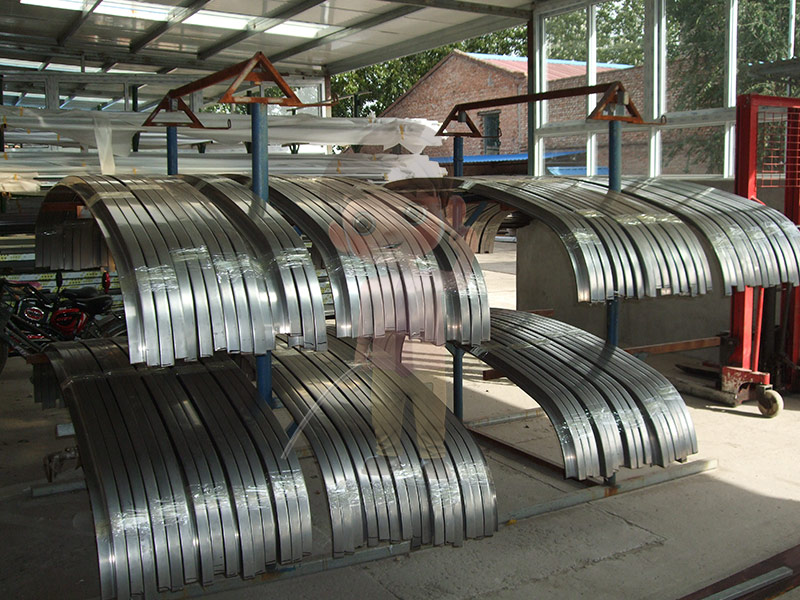 天津钢材拉弯加工全流程解析：从材料选择到成型精度控制的高效解决方案