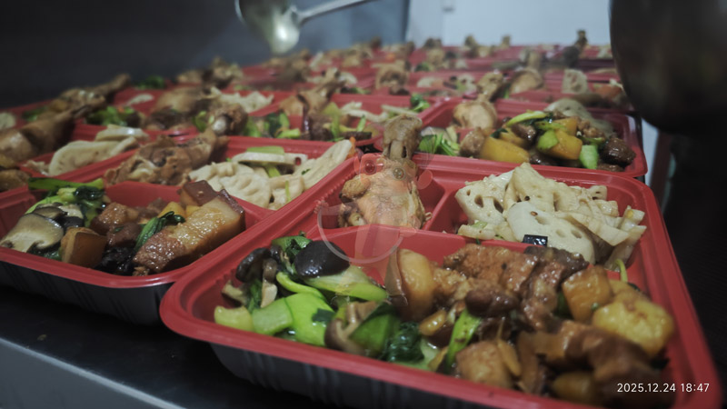 天津拉弯厂的平安夜重不重要？当然重要，更重要的是平安喜乐，愿盛达拉弯人所念皆所愿，平安顺遂、喜乐无忧！