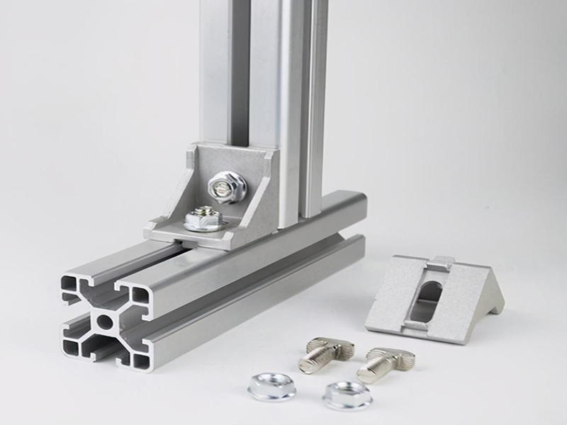 工业铝型材拉弯厂介绍5种常用固定铝型材螺母